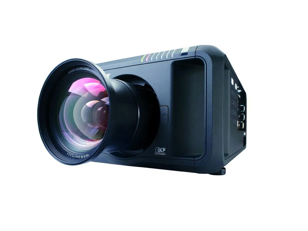 Christie DHD700