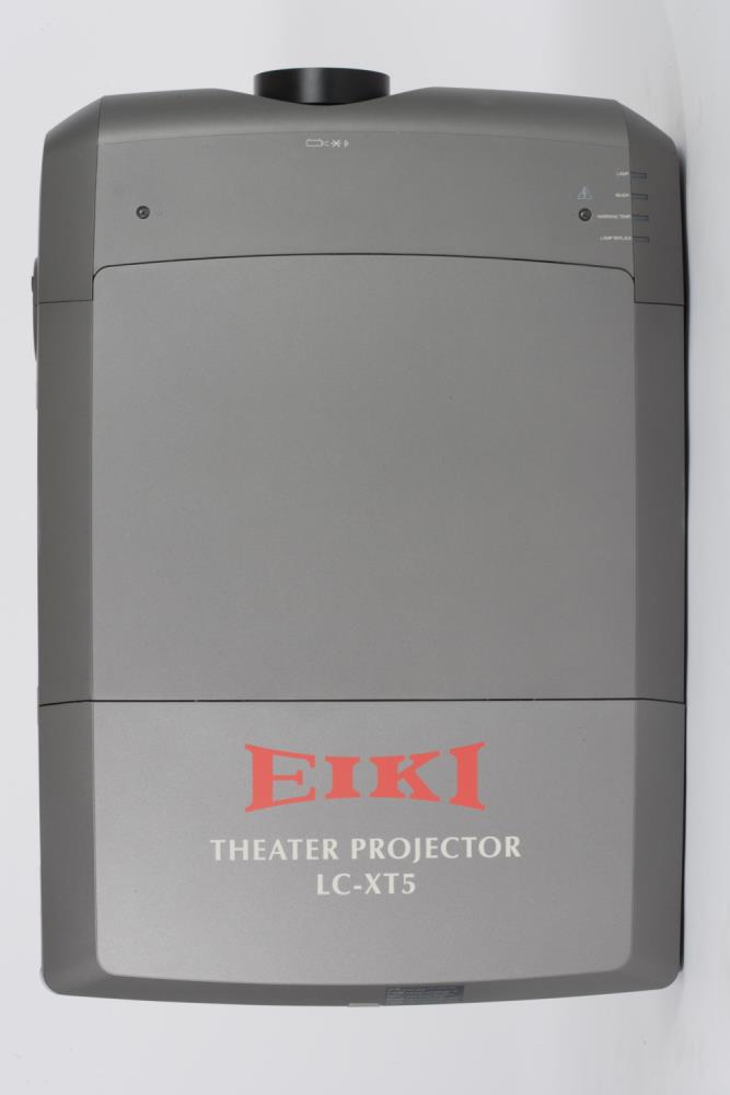 Eiki LC-XT5