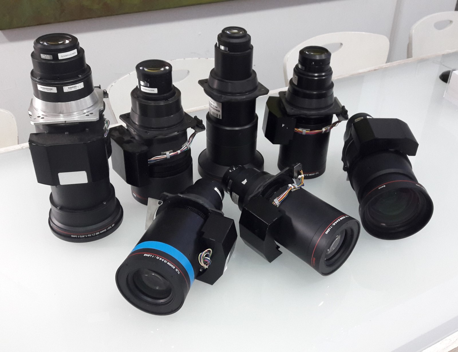 Barco TLD+ 1.87–2.56:1